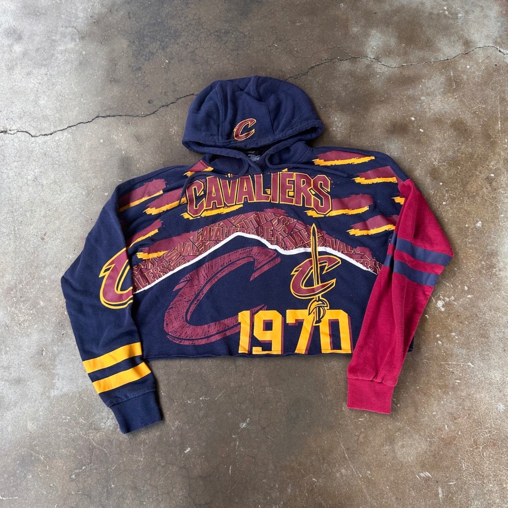 NBA Cleveland Cavaliers Hoodie Womens Medium Navy Excellent Cropped Graphic
